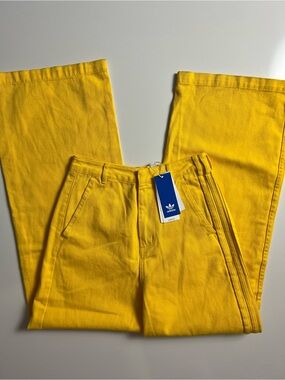 NWT Adidas x KSENIASCHNAIDER 3-Stripes Dyed Bold Gold Wide Leg Jeans, Size 26”